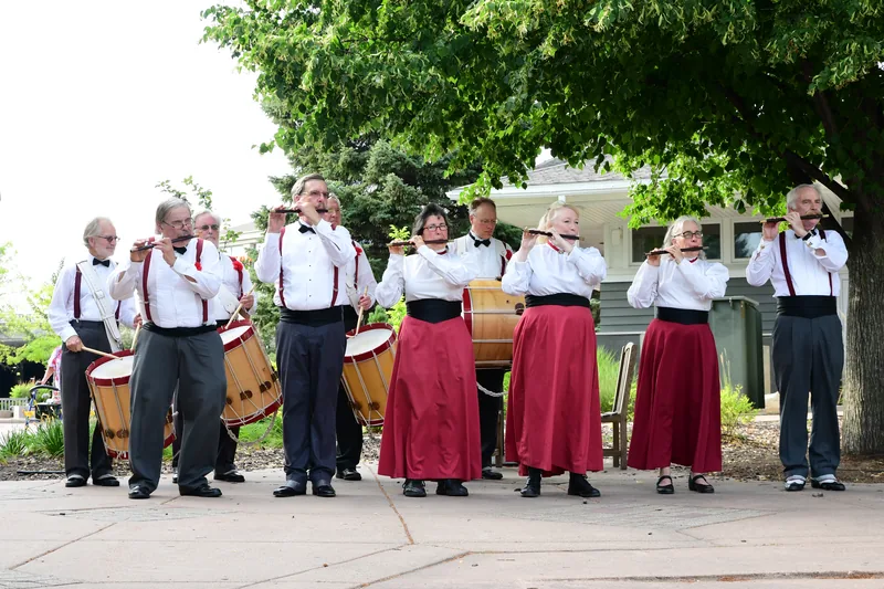 Outdoor live music at Centennial Lakes Park in Edina