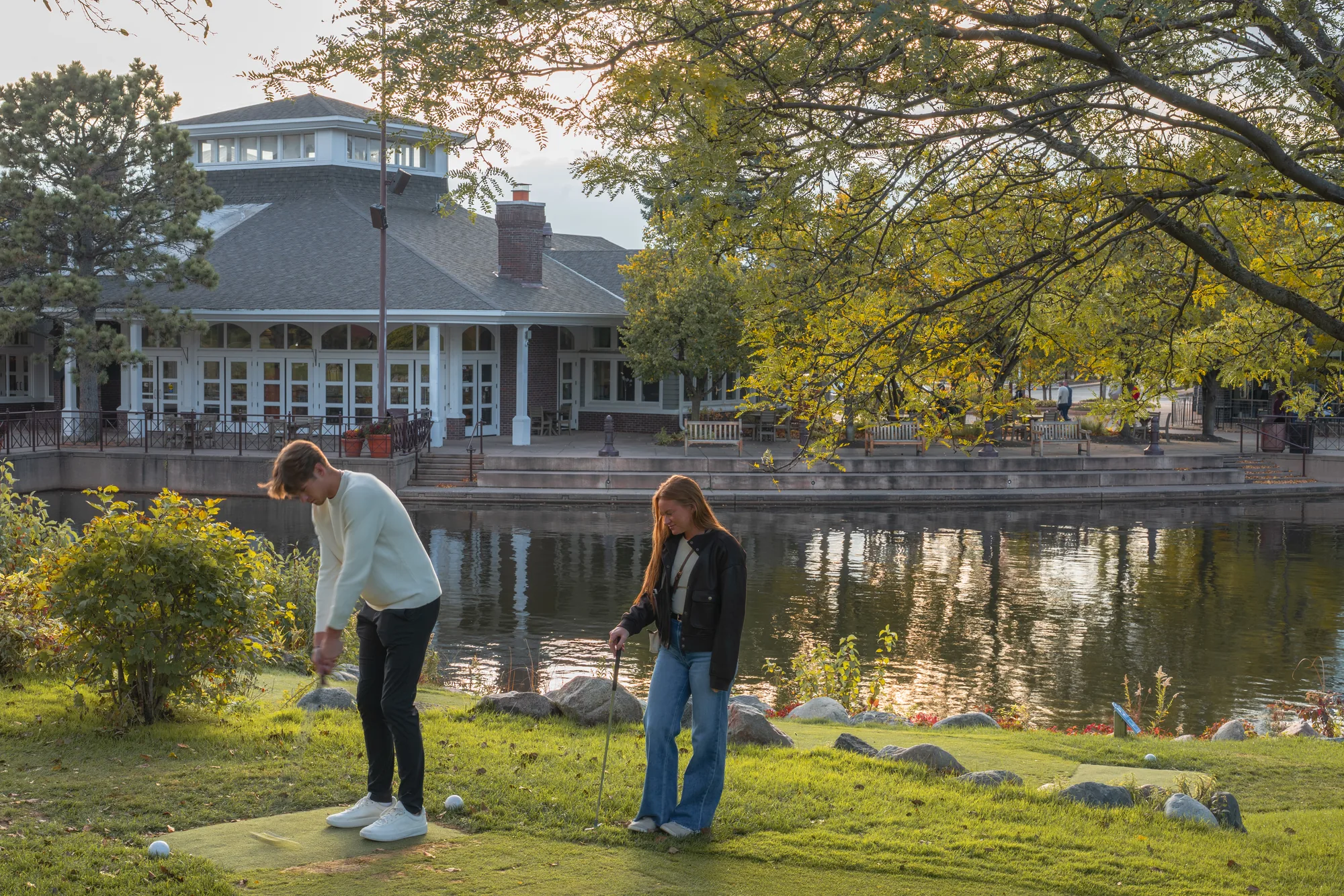 Autumn foliage and park scenery in Edina, Minnesota during fall season