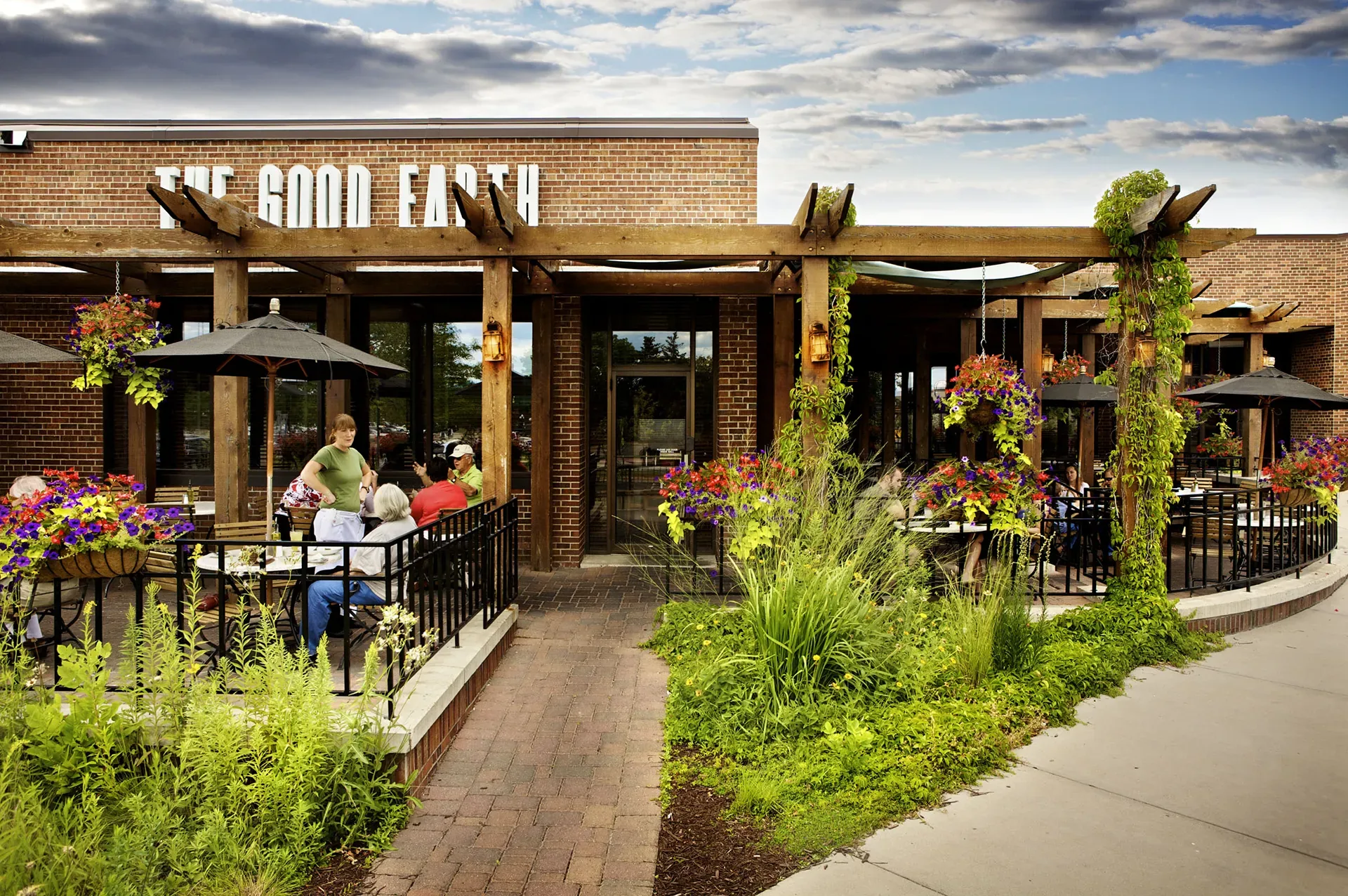 Where to Find Edina’s Hidden Gems This Summer
