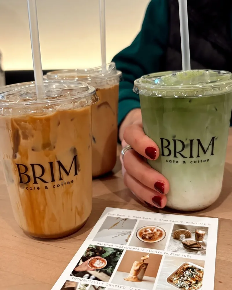 Coffee and bakery offerings in Edina