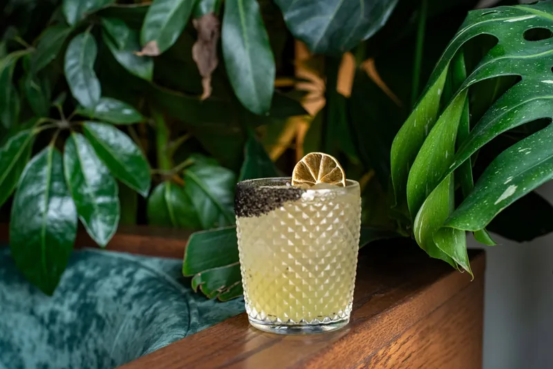 Starling restaurant and cocktails in Edina